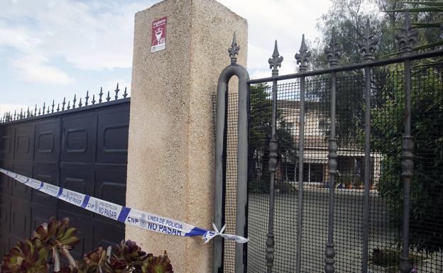 Hallan muerta a una anciana con tres disparos en su vivienda en Elche