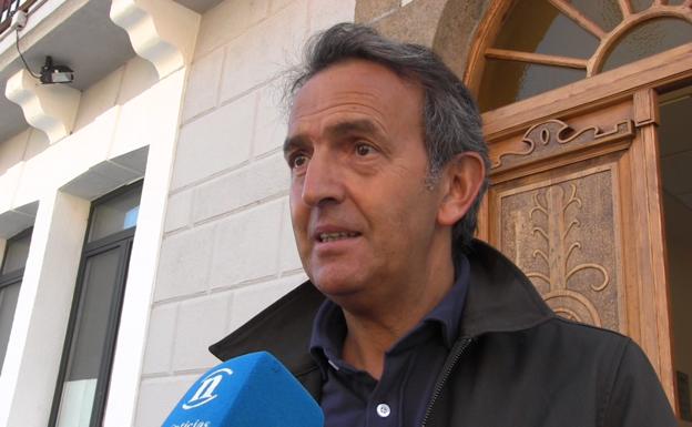 Dorado, alcalde de La Robla: «El derribo es triste; pero ver marchar a los jóvenes, también»