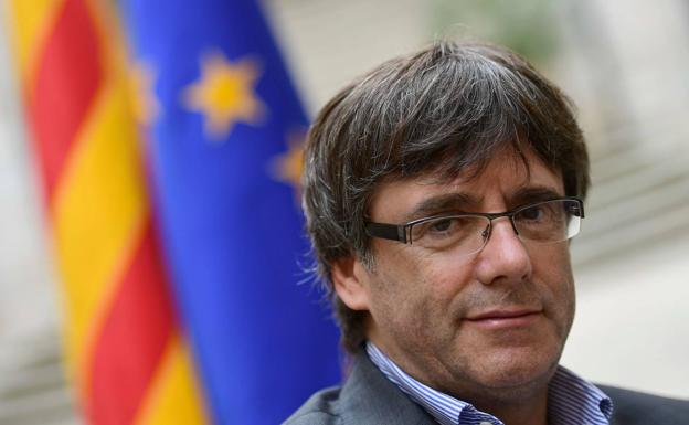 Puigdemont se reunió con un emisario de Putin antes de declarar la independecia