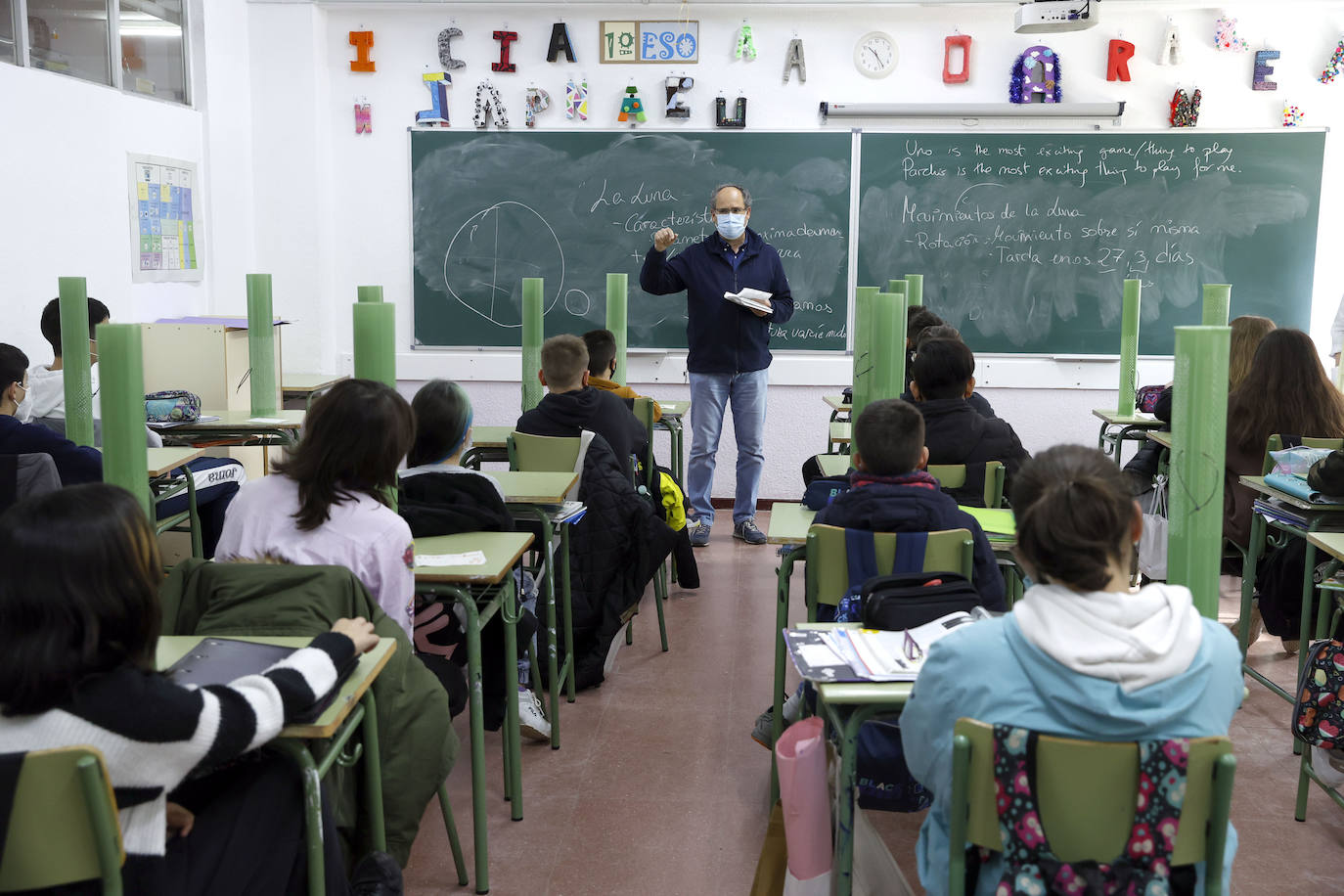 La jornada continua empeora notas y quita 8.000 millones a las familias