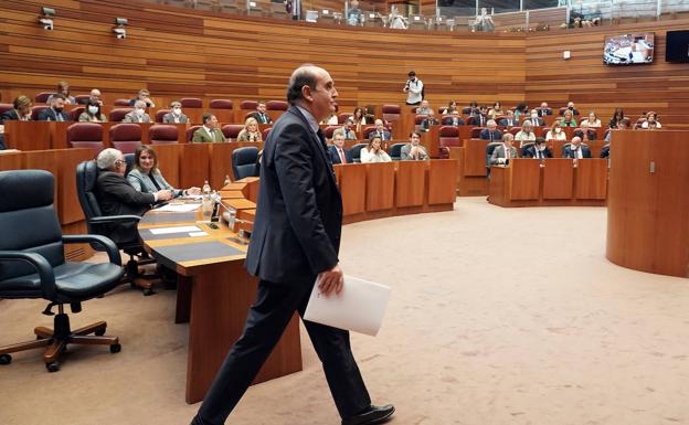 Quintana insiste en que los problemas con internet o la televisión «merman» la lucha contra la despoblación