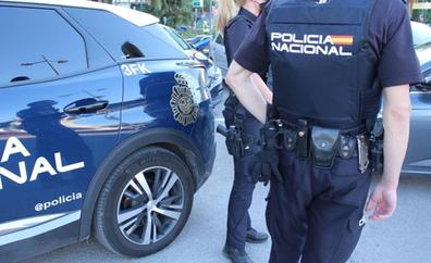 Dos jóvenes alertaron a la Policía de la violación de la mujer en Málaga