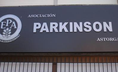 La Once subvenciona con 2.000 euros a Parkinson Astorga
