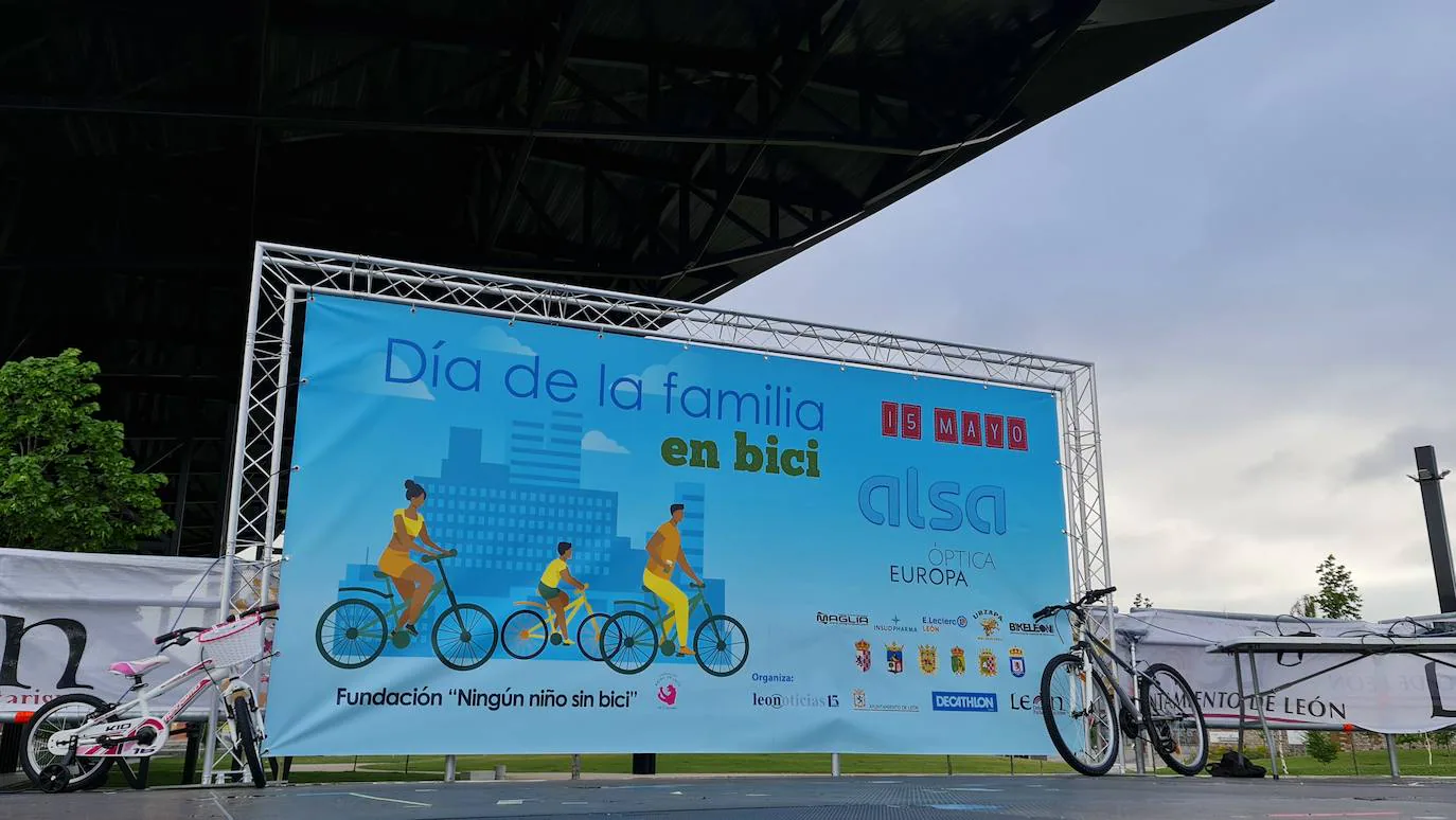 En familia, en bici y en León