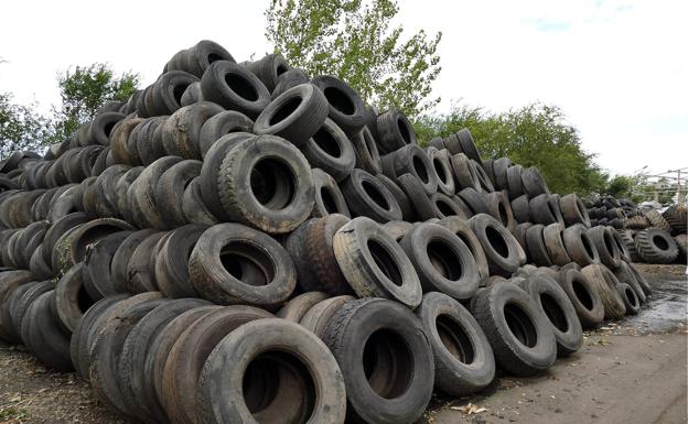 Castilla y León recicla cada año casi 20.000 toneladas de neumáticos, convirtiéndolos en carreteras, suelas, energía