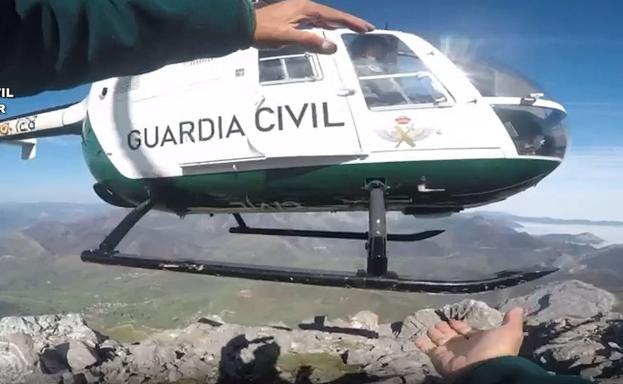 Rescatados tres montañeros desorientados y enriscados en Peña Ubiña tras sufrir agotamiento físico