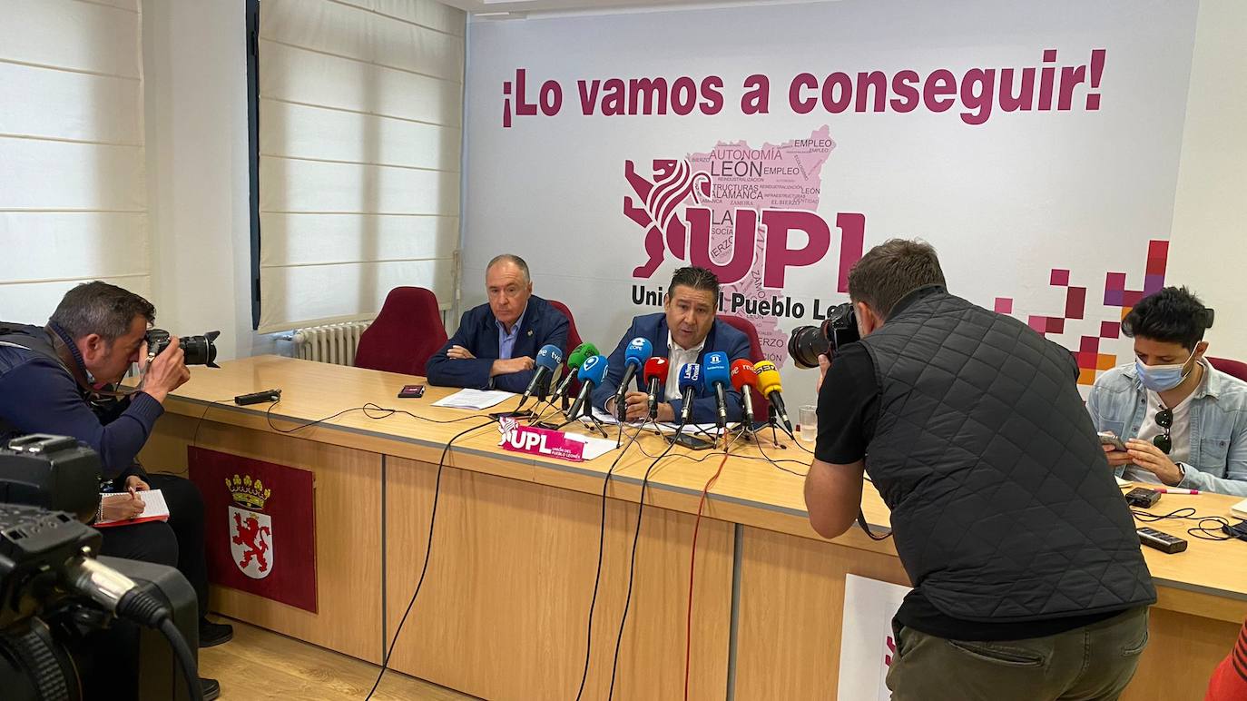 Comparecencia de UPL sobre el pacto con el PSOE