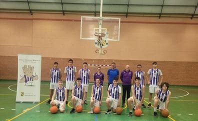 El cadete masculino de baloncesto de Valencia de Don Juan se proclama campeón escolar