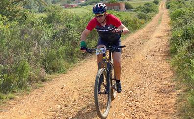 Valdefresno se rinde a la bici con 250 ciclistas en la Transobarriba