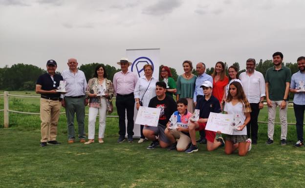 Éxito en el I Torneo Cruz Roja de León