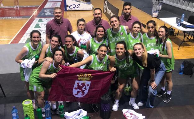 El equipo cadete de Lioness Basketball, octavo de España