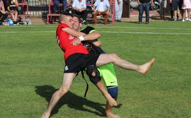 La final de la Liga de Equipos de lucha leonesa tendrá los mismos protagonistas de la pasada edición