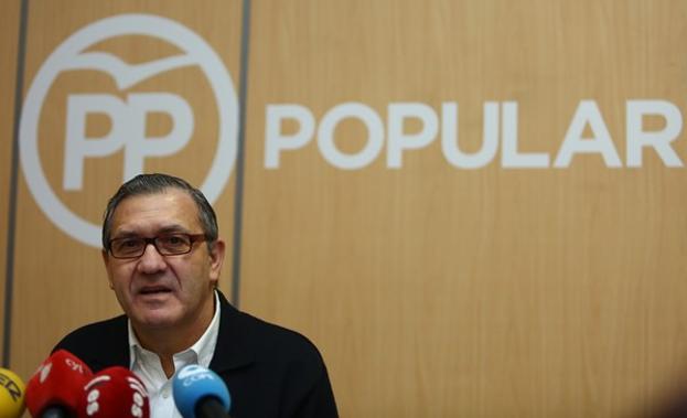 El PP de Cacabelos denuncia que el Ayuntamiento lleva tres meses sin convocar pleno ordinario