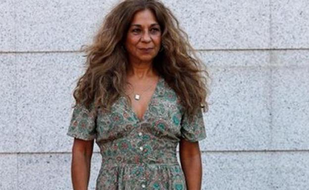 Rosario y Lolita Flores recuerdan a su hermano en un día muy especial