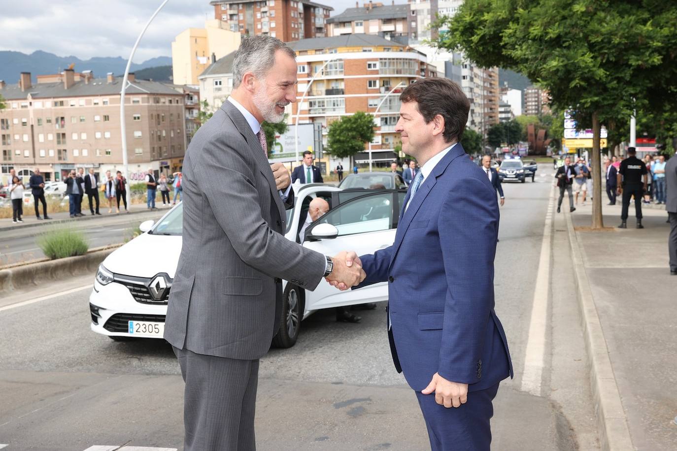 Felipe VI y las fotos inéditas de su visita a Ponferrada