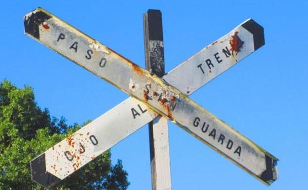 San Andrés reclama a ADIF la apertura del vial de San Juan de Dios o los pasos a nivel clausurados