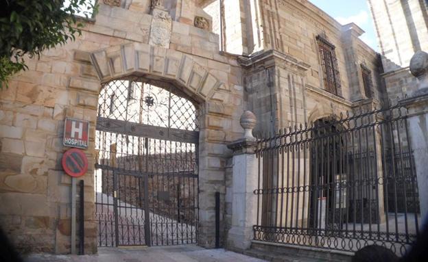 Familiares de los residentes en San Juan Bautista de Astorga denuncian la falta de atención a los ancianos