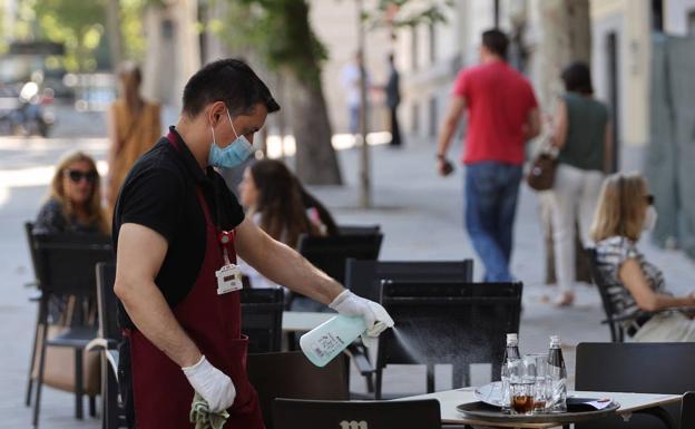 La falta de trabajadores en los hoteles de León provoca que no se ofrezcan la totalidad de sus servicios