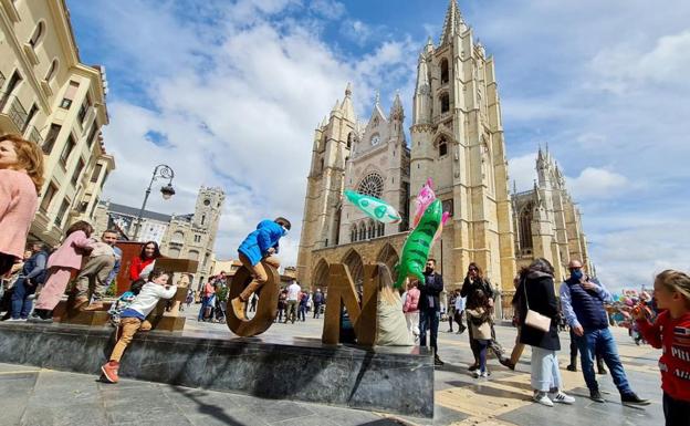 León se ofrece como destino turístico en a Coruña los días 9 y 10 de junio