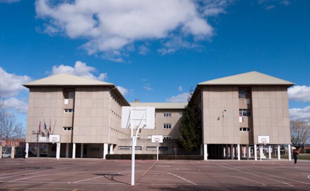 El centro público Ordoño II, de León, gana los premios Zinkers por su proyecto de sostenibilidad