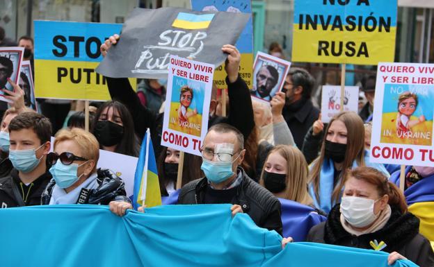 Izquierda Unida y PCE de León organizan un acto titulado 'La crisis del capital y la guerra total'