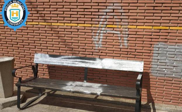 La mediación policial logra un «acuerdo amistoso» para reparar los daños de un acto vandálico en un colegio