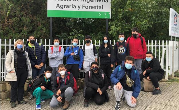 Balance positivo en las prácticas de los alumnos del IES Juan del Enzina en la Escuela de Agrícolas