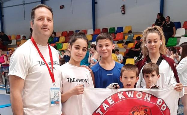 Tres oros y un bronce para el Club Taekwondo León