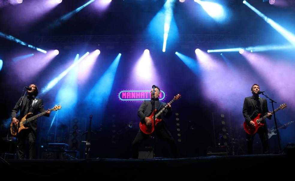 Café Quijano regala «orgullosos y felices» su 'Manhattan' a León