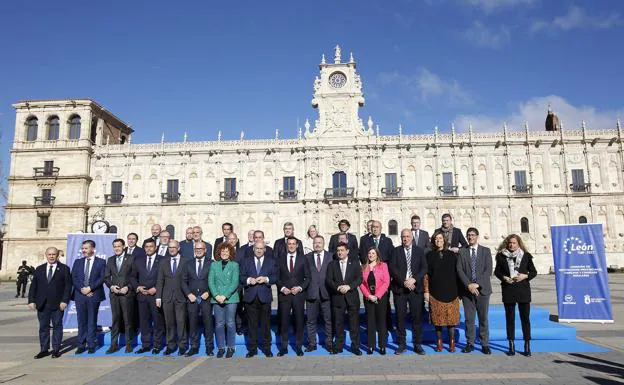 Morán participa en el pleno de la Comisión de Diputaciones que se celebra en La Palma