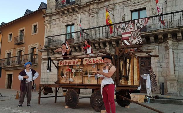 El parque de la Concordia acoge el fin de semana el espectáculo de juglares 'Jaculatoribus Via'