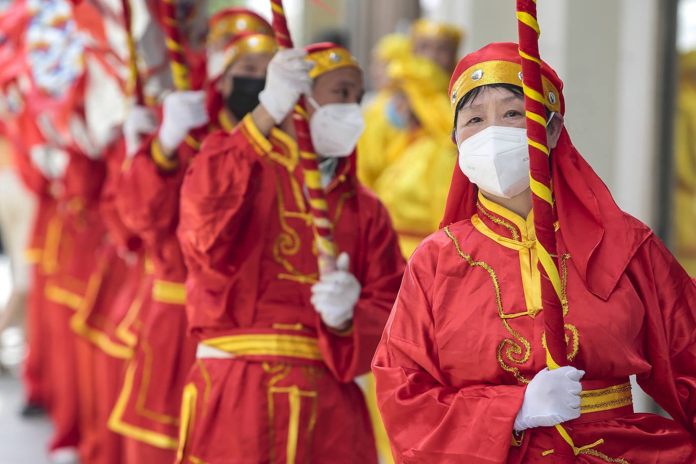 Desfile del Dragón y la Danza del León por las calles de la capital leonesa