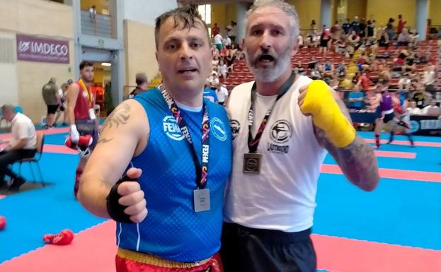 Pedro Flórez se proclama campeón de España de kick boxing veteranos