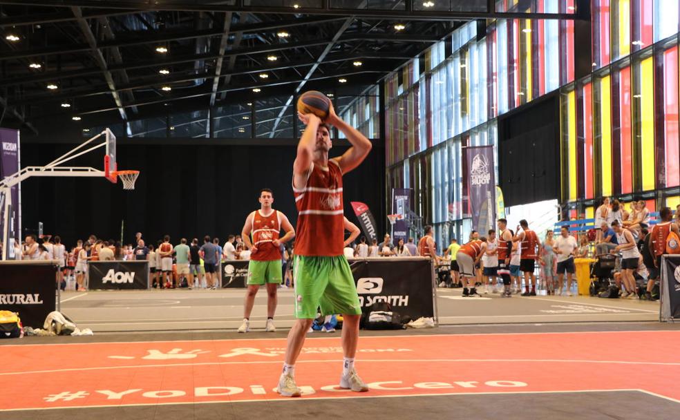 En León se juega al baloncesto 3x3