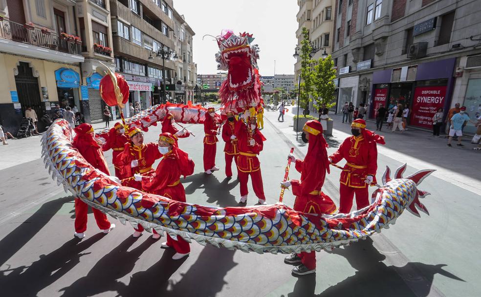 El dragón que voló por León desde China