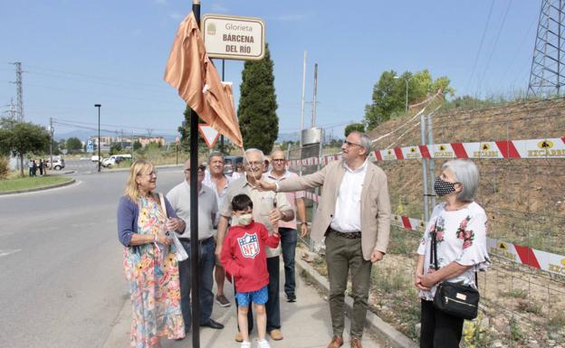 Ponferrada rinde homenaje a los dos pueblos anegados para la construcción del embalse de Bárcena