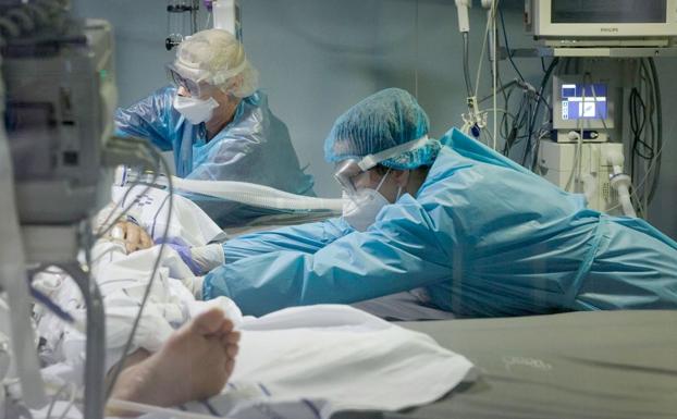 Tres fallecidos y 992 casos covid en León evidencian la nueva ola de la pandemia