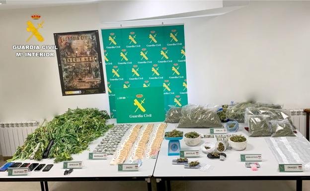 Cae un grupo dedicado al tráfico de droga tras registros en León capital, Pobladura y La Robla