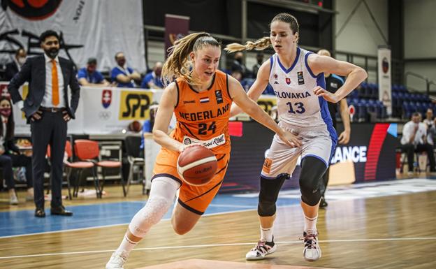 Embutidos Pajariel Bembibre apuesta por Laura Westerik para reforzar el perímetro