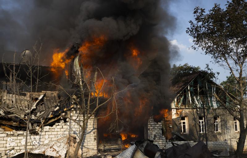 Los bombardeos rusos pulverizan el Donbás