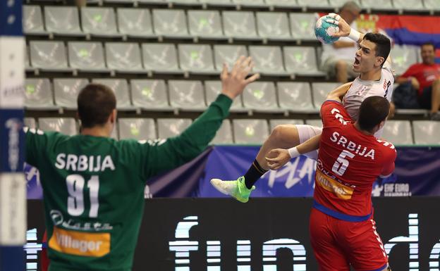 Los leoneses Antonio Martínez y Alex Lodos jugarán la final del Europeo de Balonmano U20