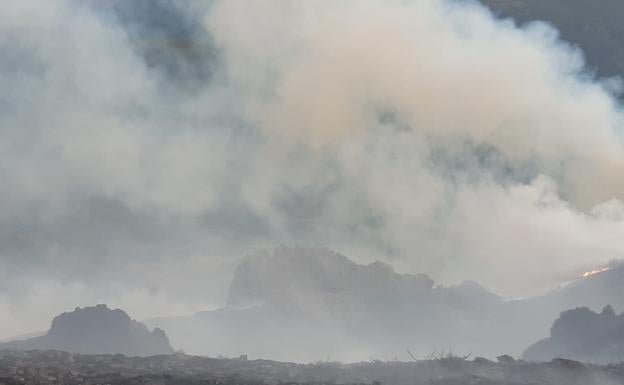 El incendio de Losacio se cobra la vida de un pastor y obliga a desalojar a 2.700 personas