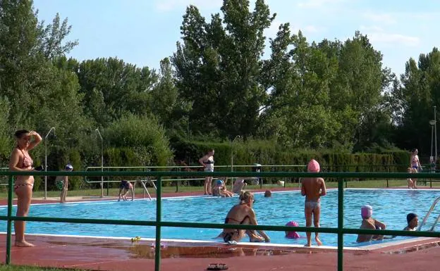 Matallana del Torío: piscina, naturaleza y muchas actividades