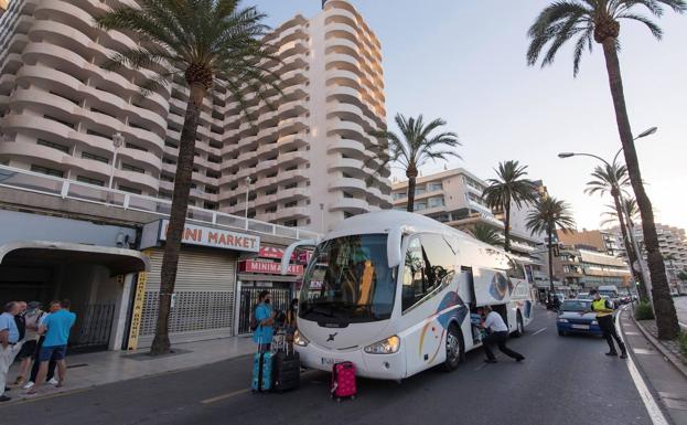 La CNMC pide liberalizar los servicios de autocar para bajar los precios