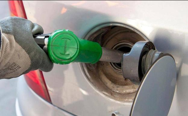 Castilla y León consume hasta mayo casi 55.000 toneladas menos de carburantes que antes de la pandemia