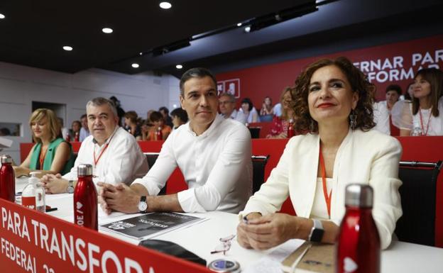 Sánchez echa tierra sobre la crisis del PSOE y activa su maquinaria electoral