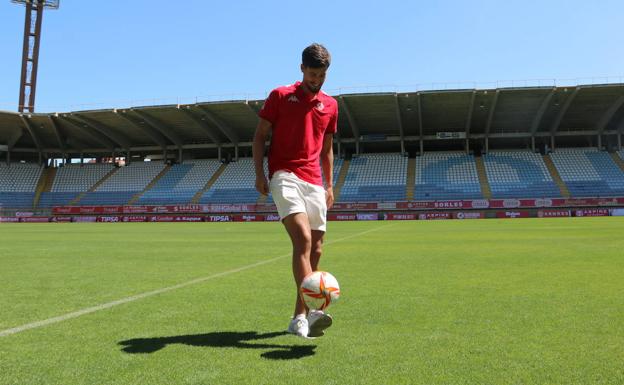 Trigueros: «Mi objetivo para esta temporada es ascender de categoría»