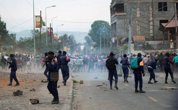 Una ola de protestas contra los cascos azules causa 15 muertos en la RD Congo