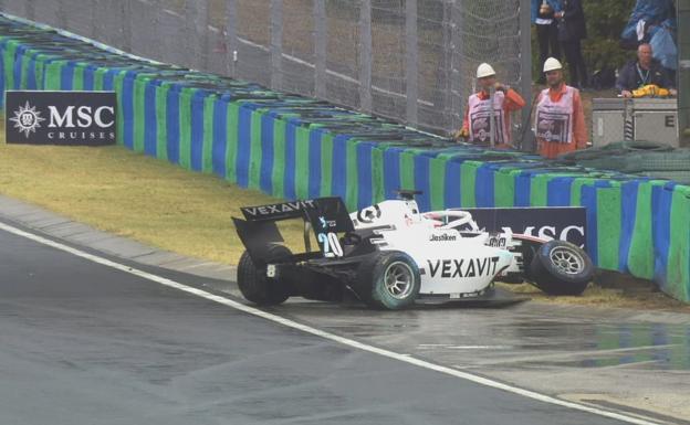 Vidales acaba contra las protecciones en la primera vuelta del circuito de Hungría