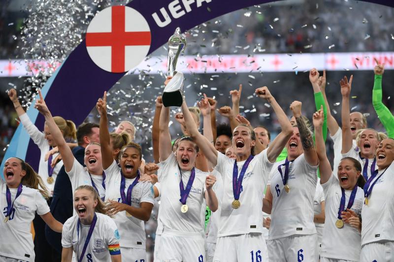 Inglaterra corona una Eurocopa de récord